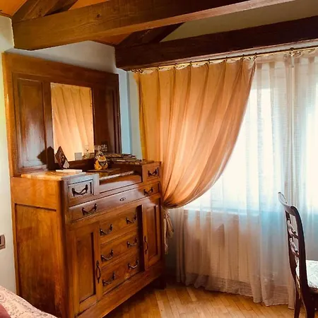 Privatunterkunft Attico Con Altana